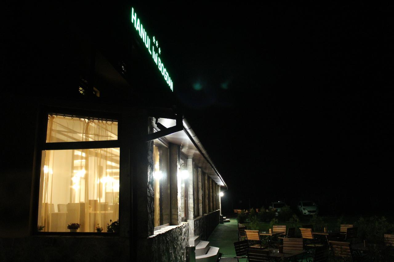 Hanul Lui Bogdan Economy Inn Făget Exterior foto
